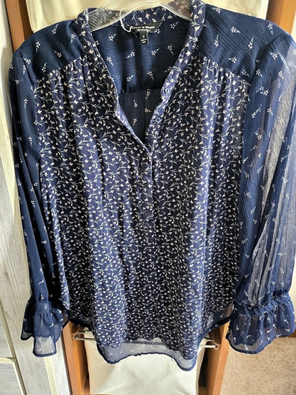 Lucky Brand Floral Blouse in Blue & Pink Size Sm